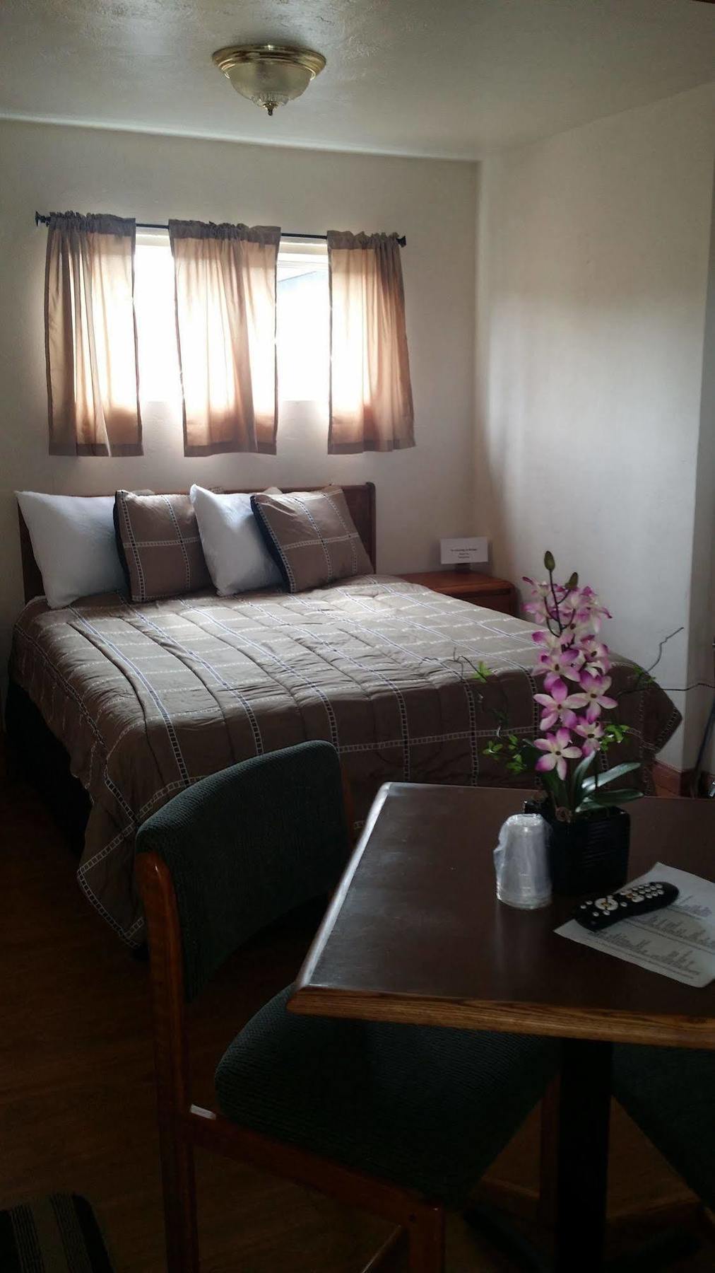 Terrace Motel Coos Bay Dış mekan fotoğraf
