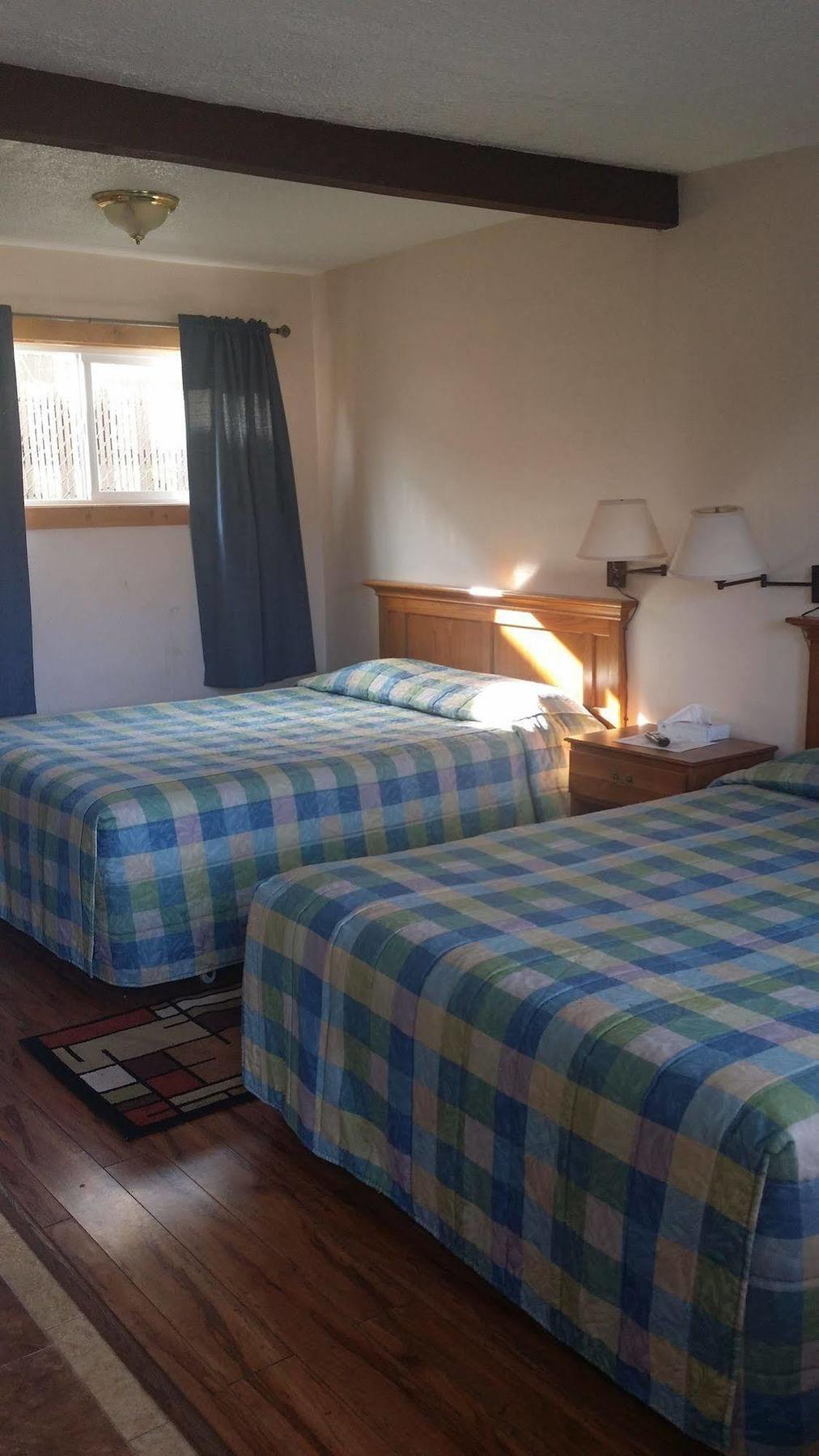 Terrace Motel Coos Bay Dış mekan fotoğraf