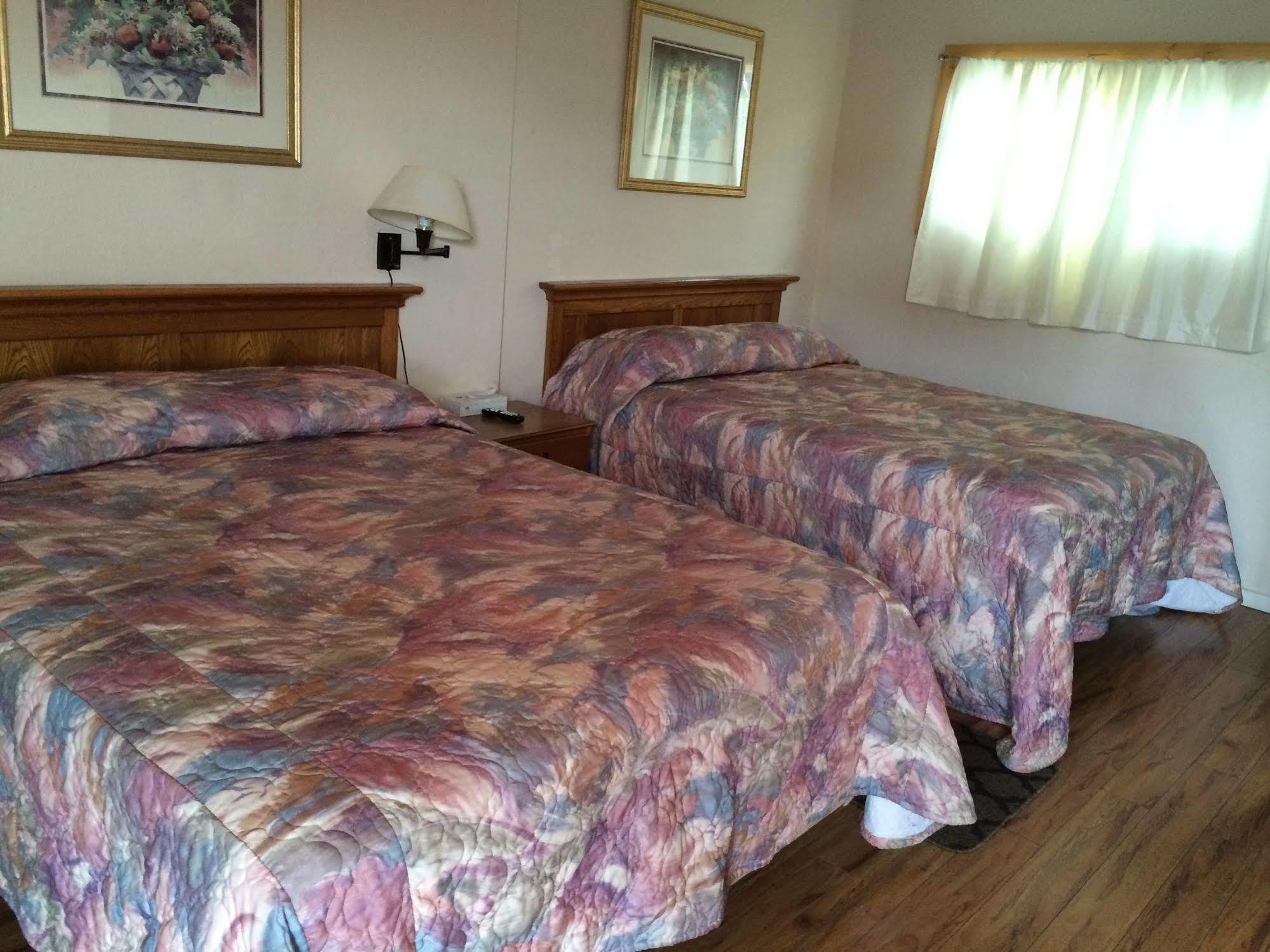 Terrace Motel Coos Bay Dış mekan fotoğraf