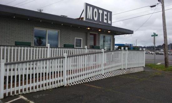 Terrace Motel Coos Bay Dış mekan fotoğraf